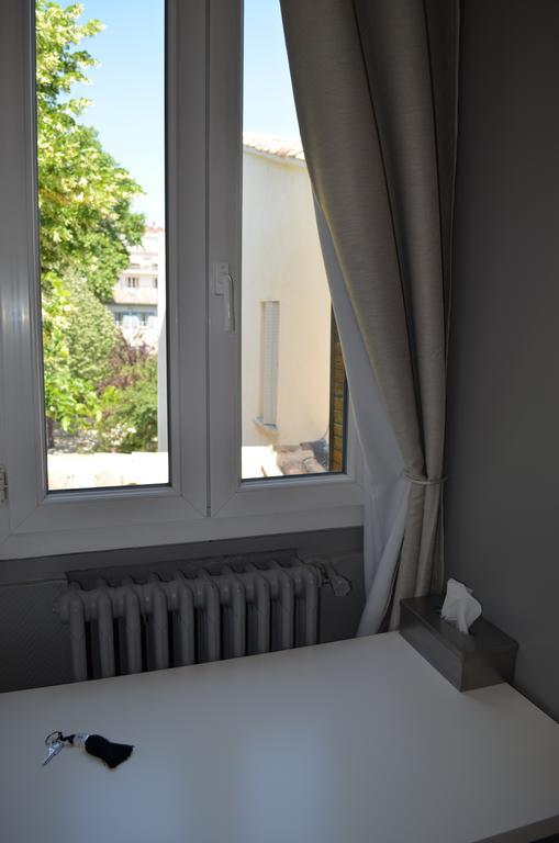 Hotel Les Corps Saints Awinion Zewnętrze zdjęcie